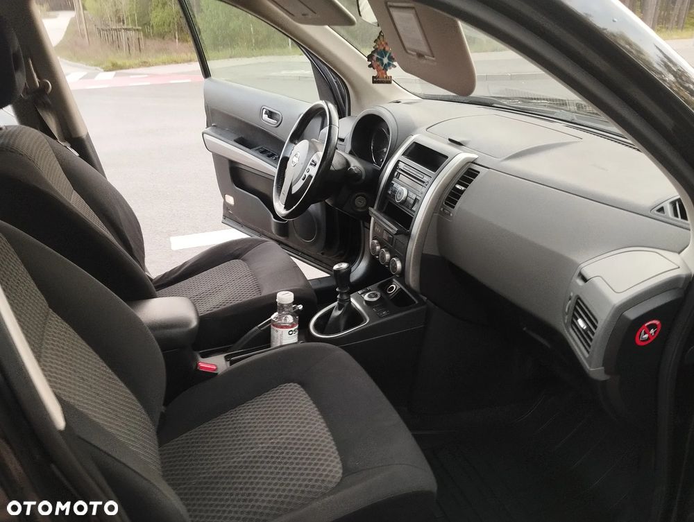 Nissan X-Trail 2.5 4x4 LE - 12
