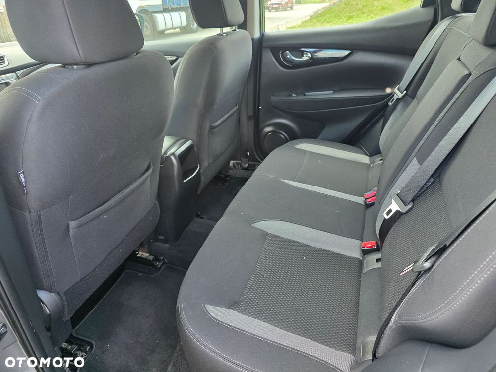 Nissan Qashqai 1.3 DIG-T SHIRO - 9