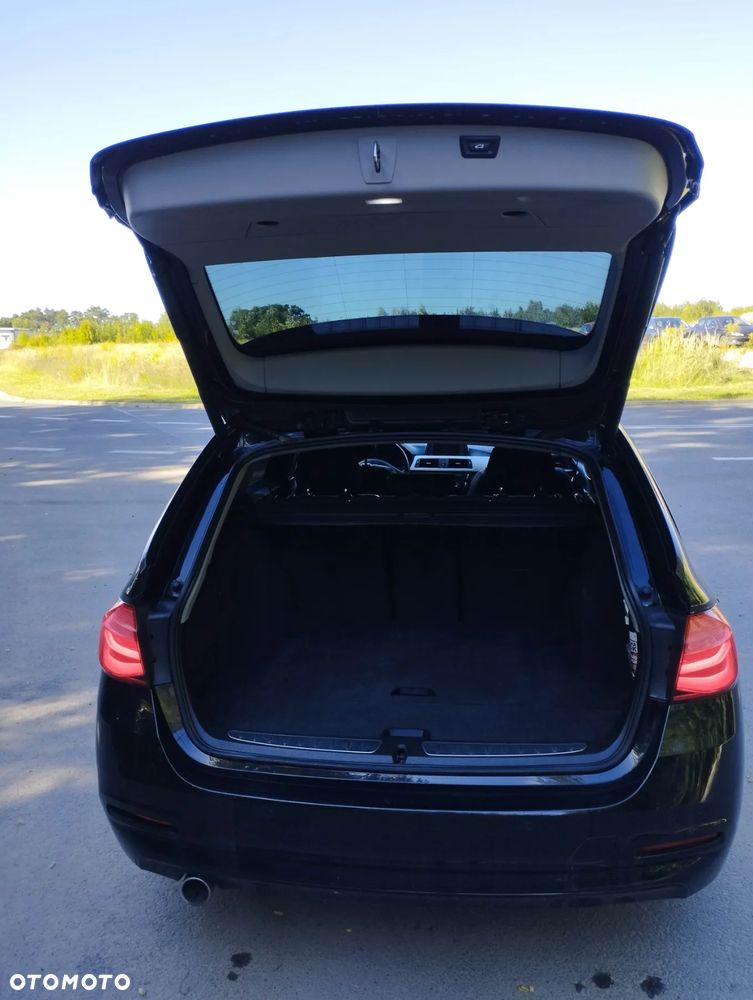 BMW Seria 3 318d - 9