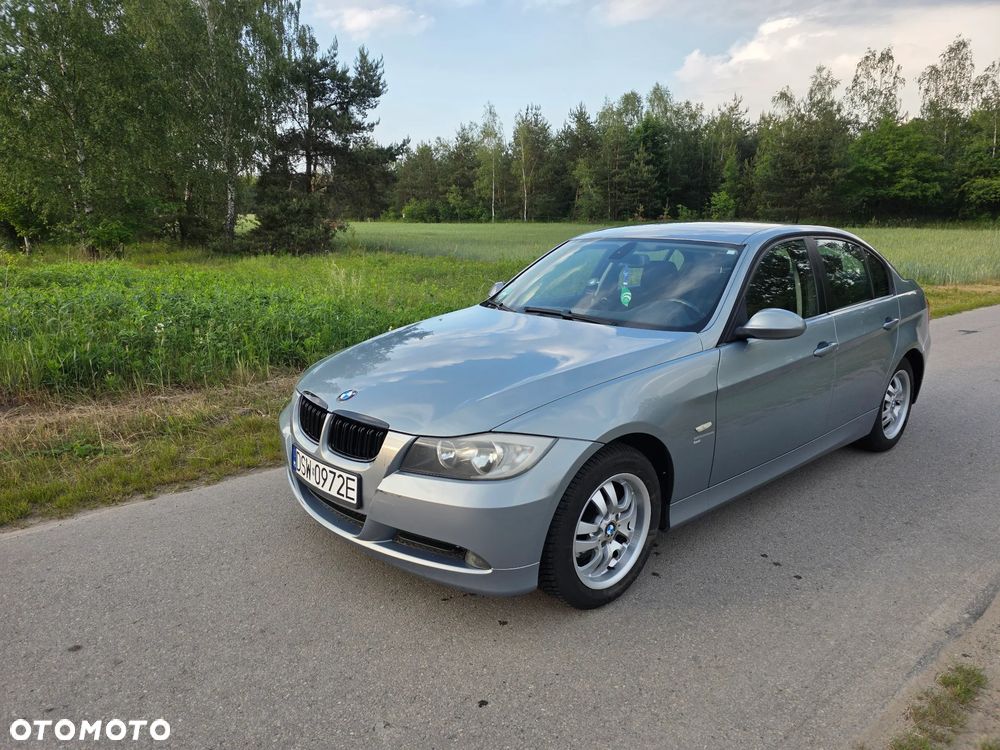 BMW Seria 3 - 1