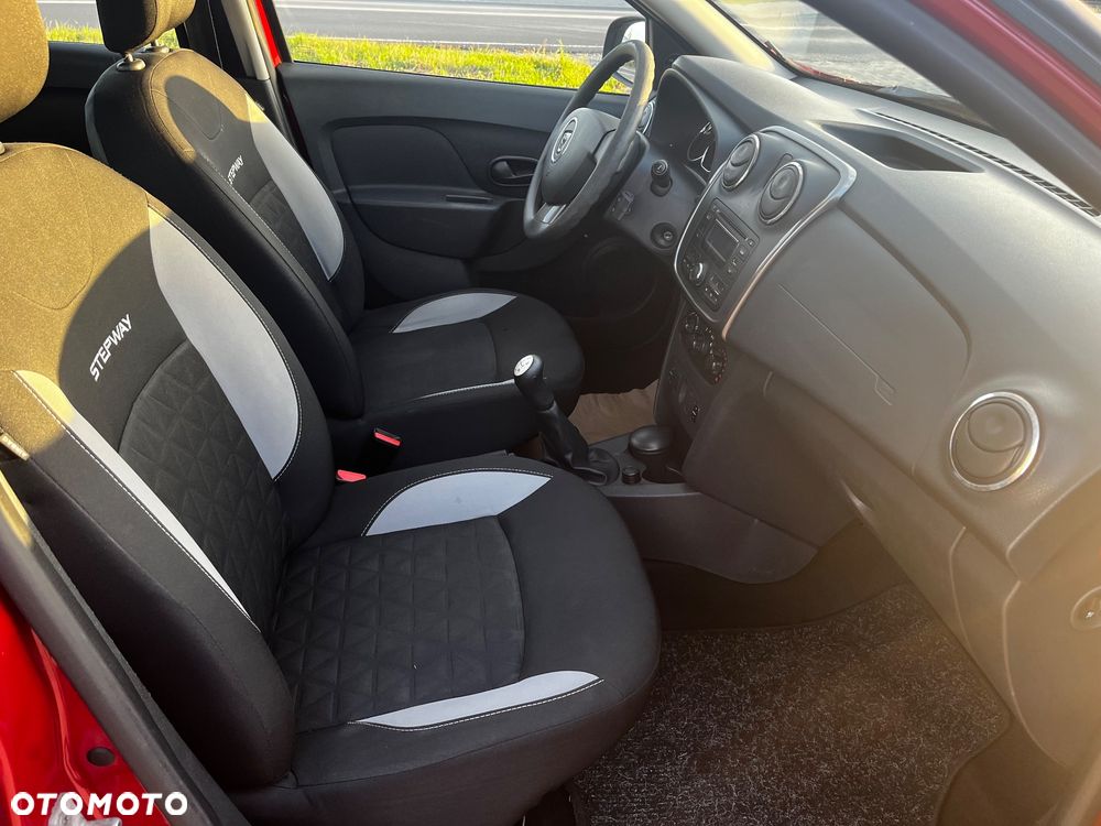 Dacia Sandero 0.9 TCe SL Celebration - 15