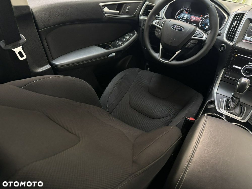 Ford S-Max 2.0 TDCi Titanium PowerShift - 24