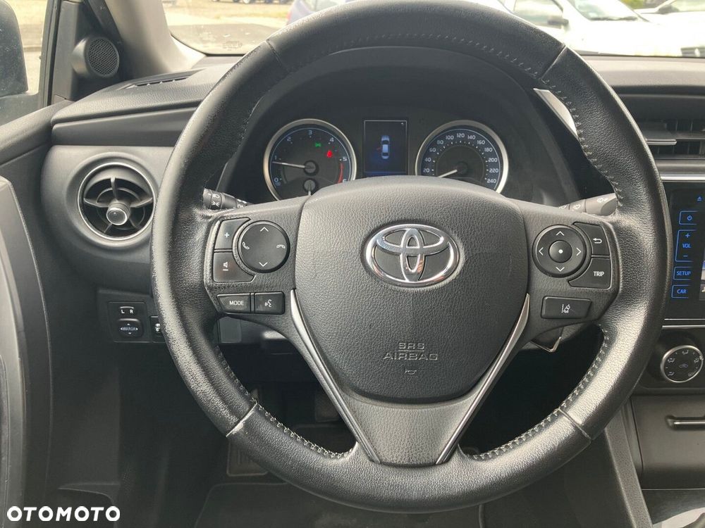 Toyota Corolla 1.4 D-4D Comfort - 13
