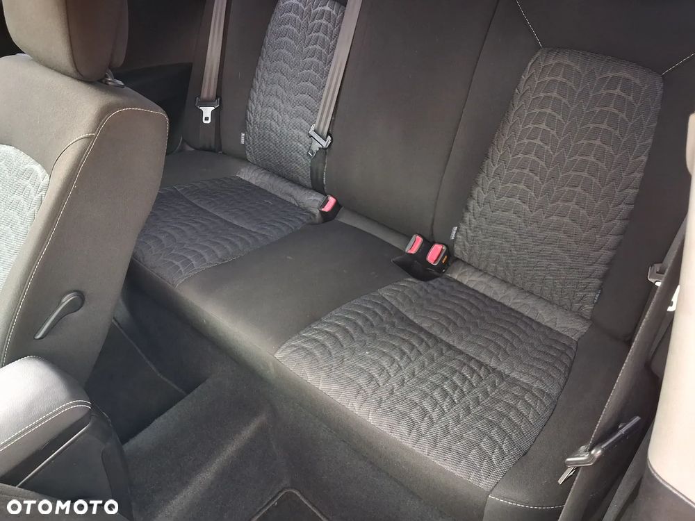 Kia Ceed 1.6 CVVT Dream-Team Edition - 11