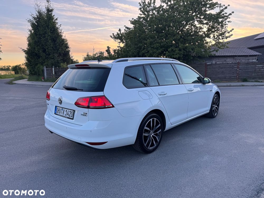 Volkswagen Golf 1.6 TDI BlueMotion Technology Lounge - 4