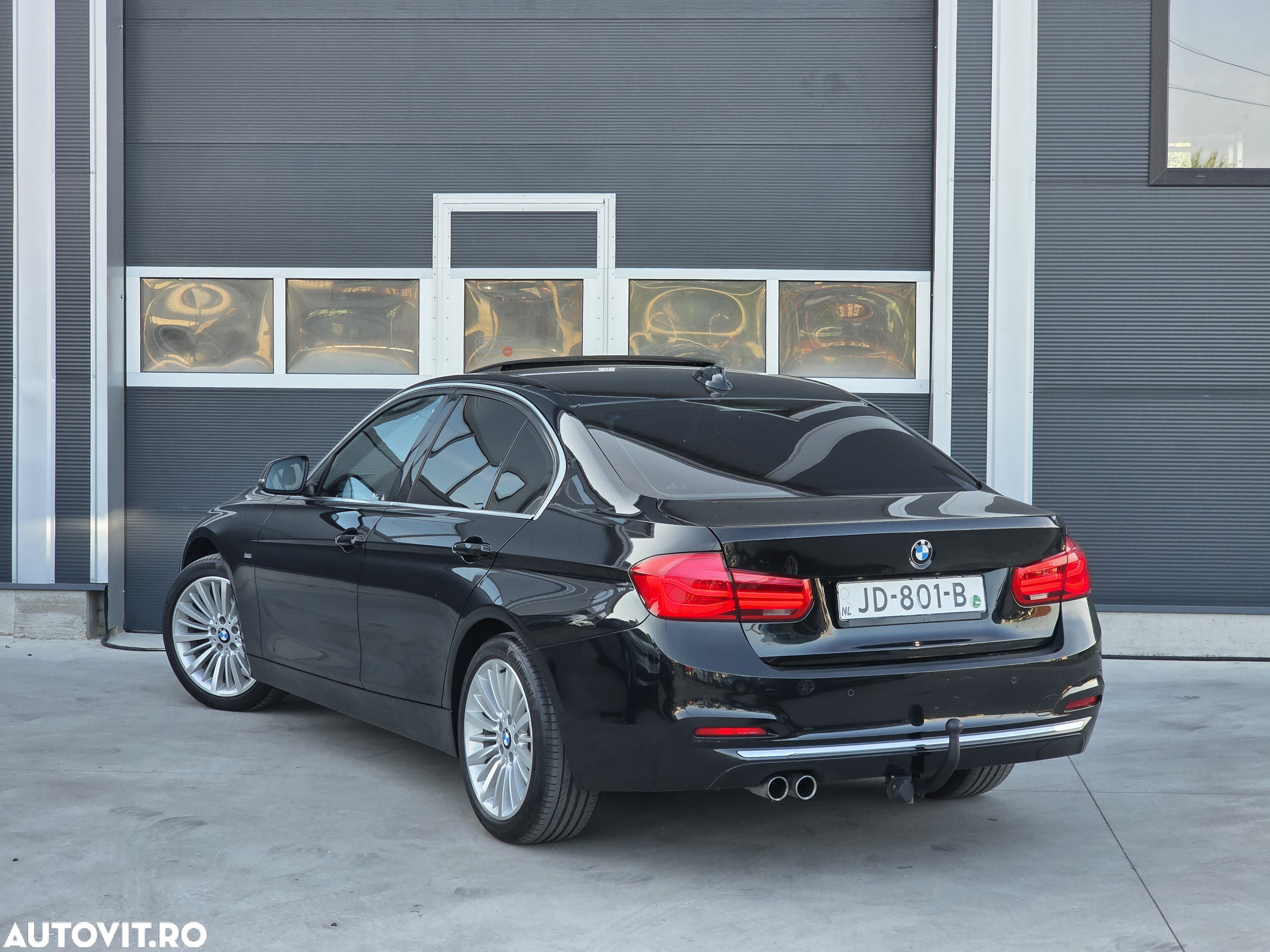 BMW Seria 3 320d Luxury Line - 6