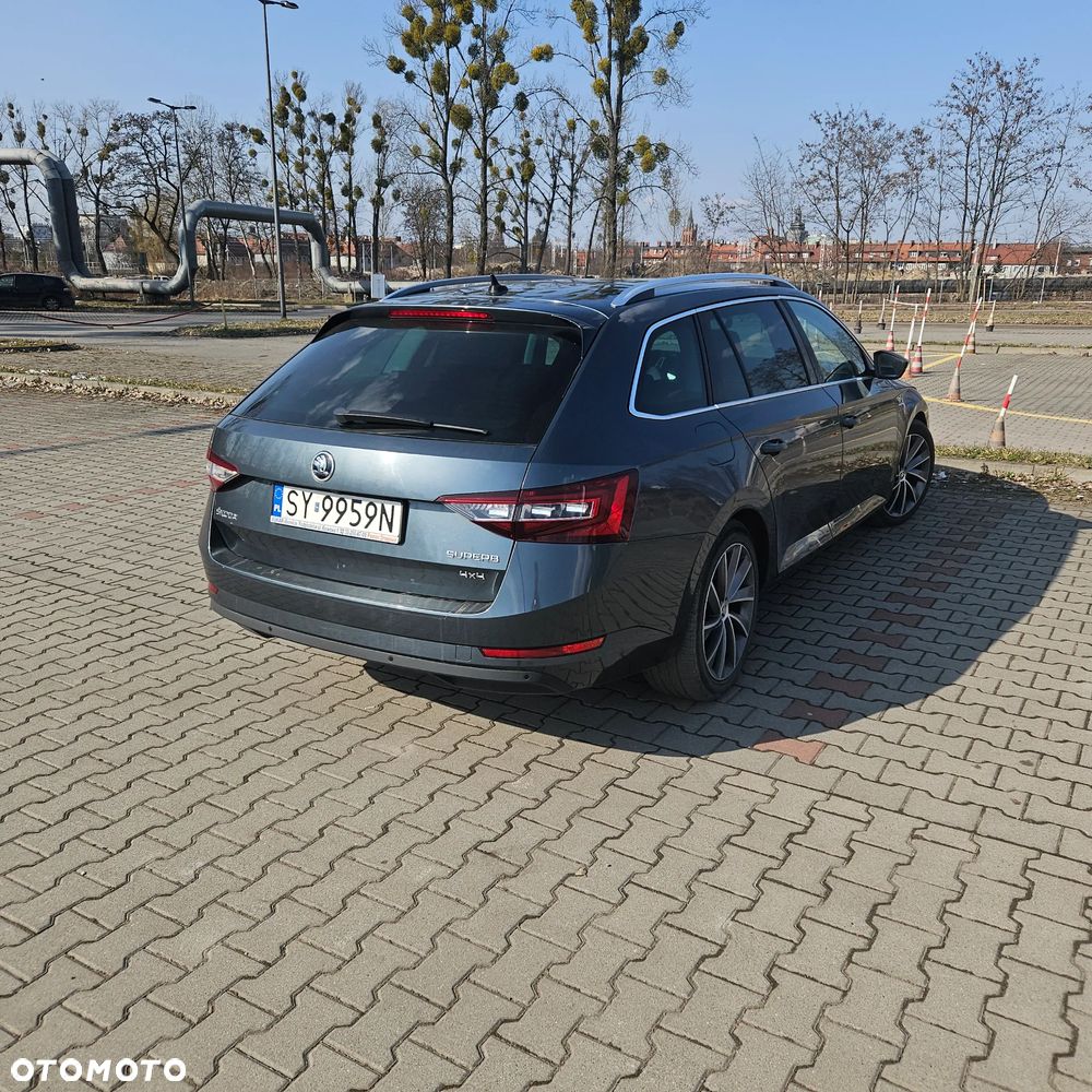 Skoda Superb 2.0 TDI 4x4 L&K DSG - 3