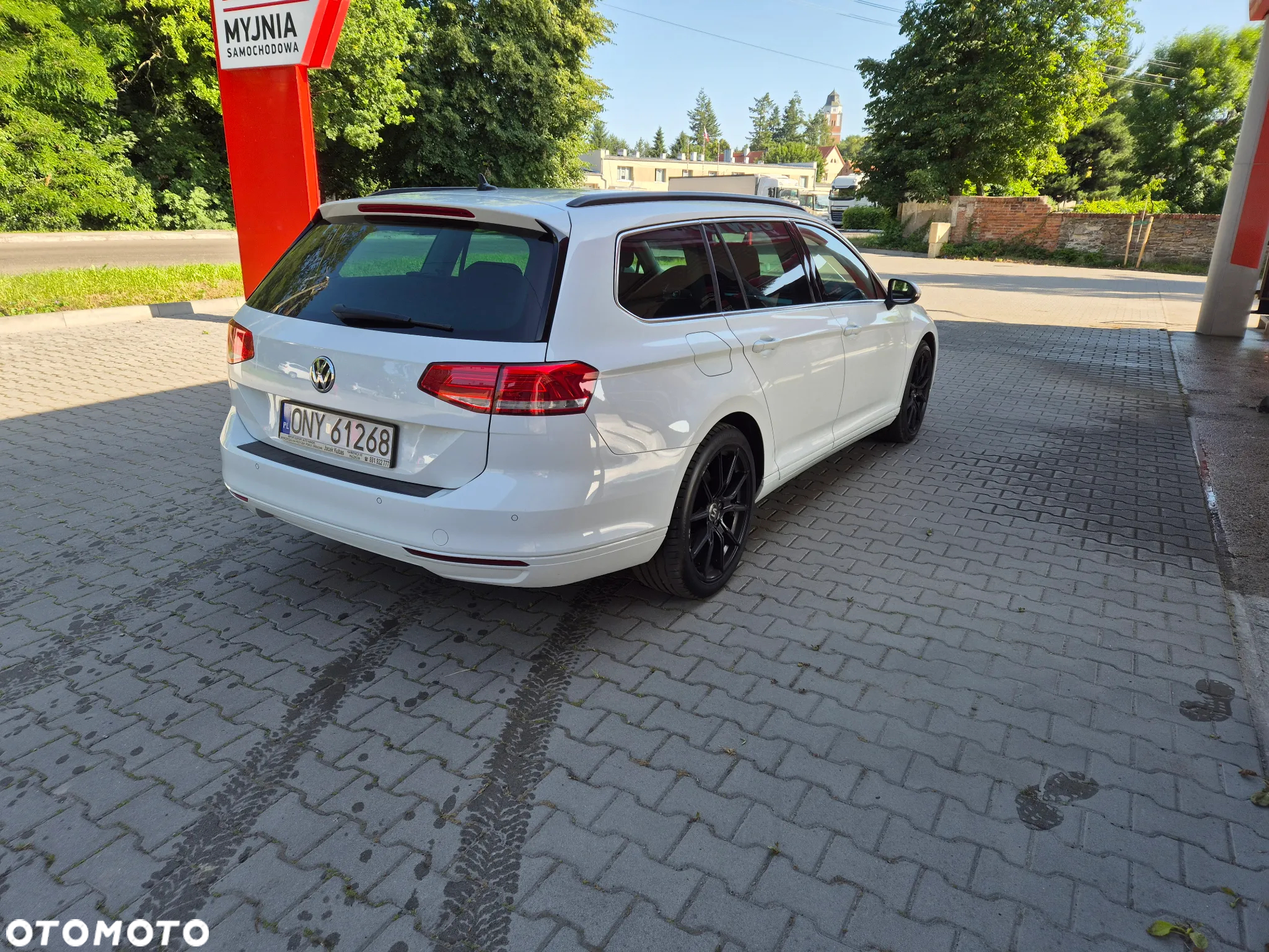 Volkswagen Passat - 5