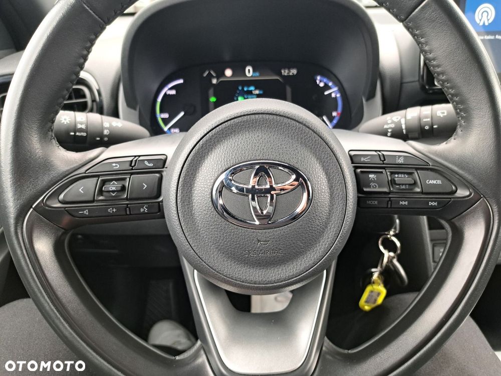 Toyota Yaris Cross Hybrid 1.5 Comfort 4x4 - 11