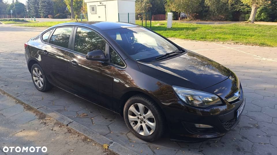 Opel Astra 1.6 Energy EU6 - 1