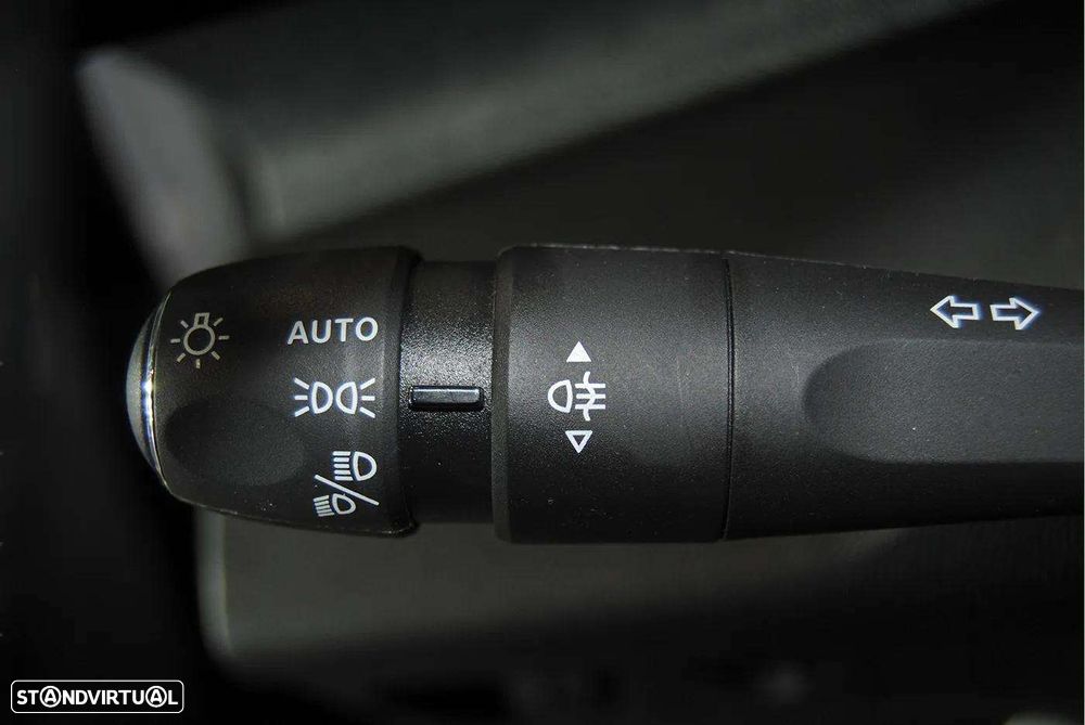 Peugeot 308 1.2 PureTech Allure - 29