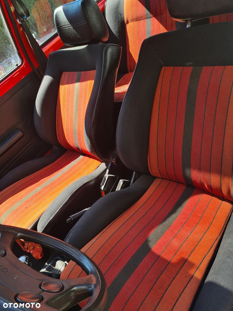 Volkswagen Golf 1.6 GTI - 9