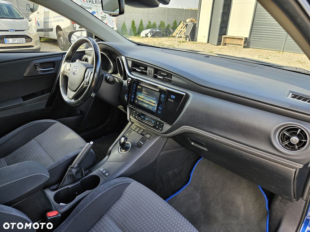 Toyota Auris - 38