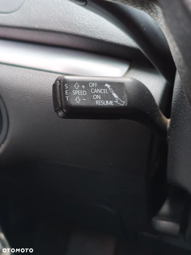 Volkswagen Sharan 2.0 TDI 4MOTION Blue Motion Life - 18