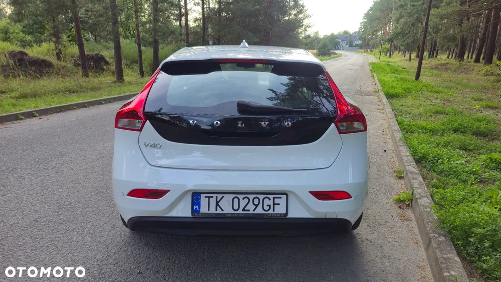 Volvo V40 D2 Kinetic - 6