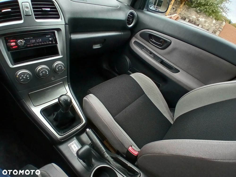 Subaru Impreza SW 2.0 RS - 34