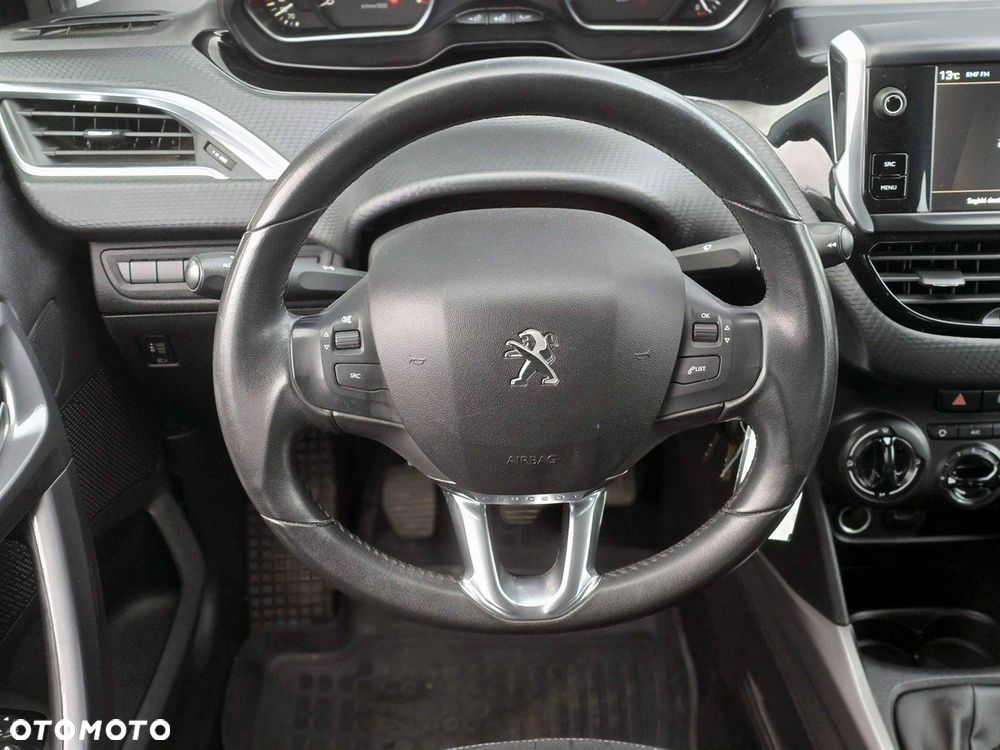 Peugeot 2008 - 24
