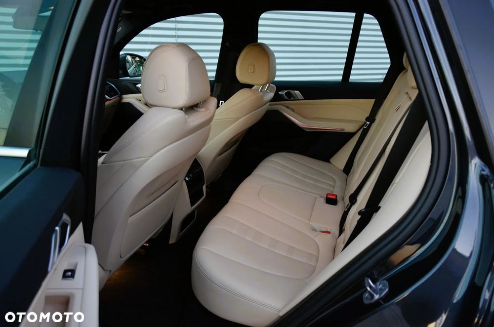 BMW X5 xDrive25d Sport-Aut - 17