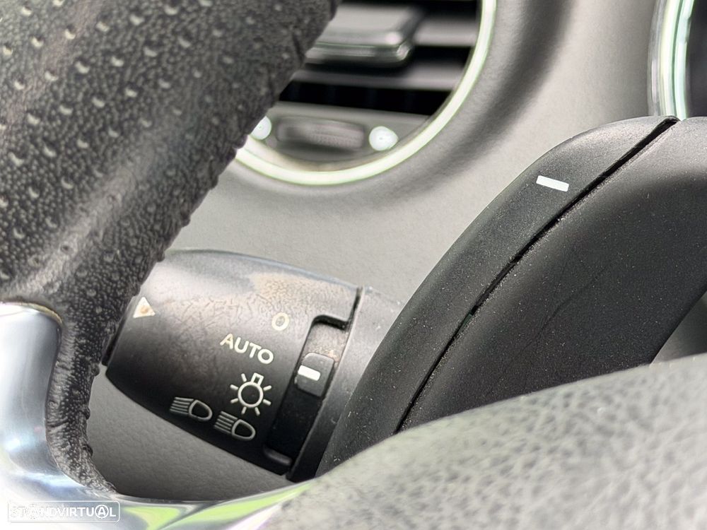 Peugeot 5008 1.6 E-HDi 7L Allure 2-Tronic J17 - 24