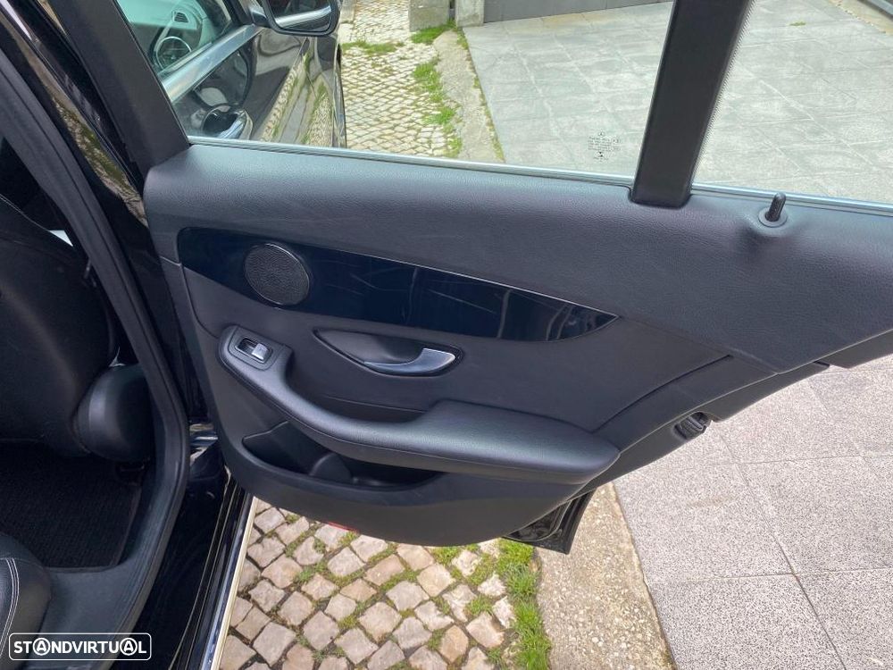 Mercedes-Benz C 220 d Station 9G-TRONIC Avantgarde - 27