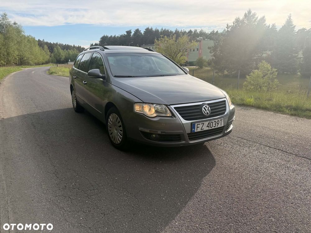Volkswagen Passat 2.0 TDI Comfortline DSG - 3