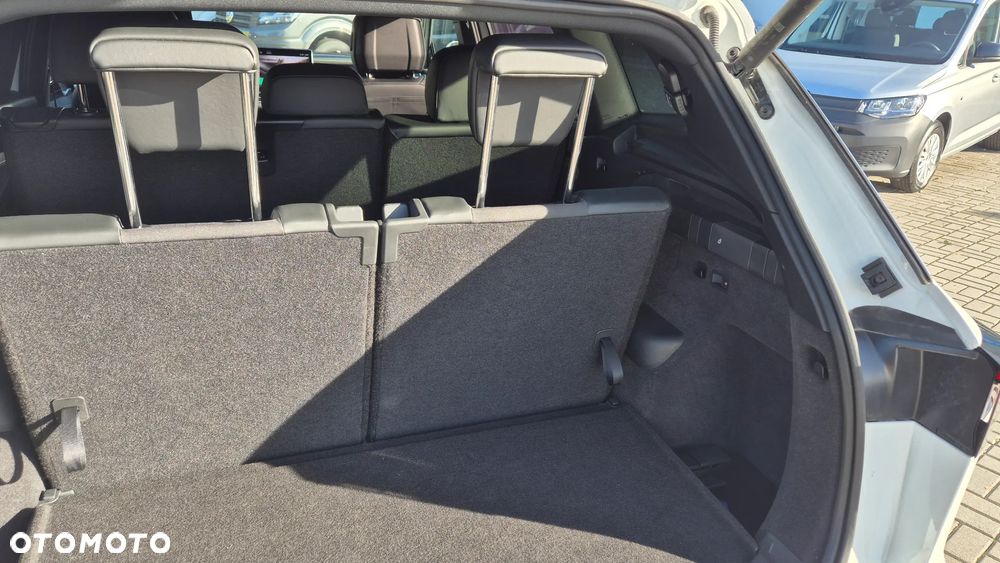 Volkswagen Tayron 2.0 TDI SCR 4Mot R-Line Plus DSG - 11