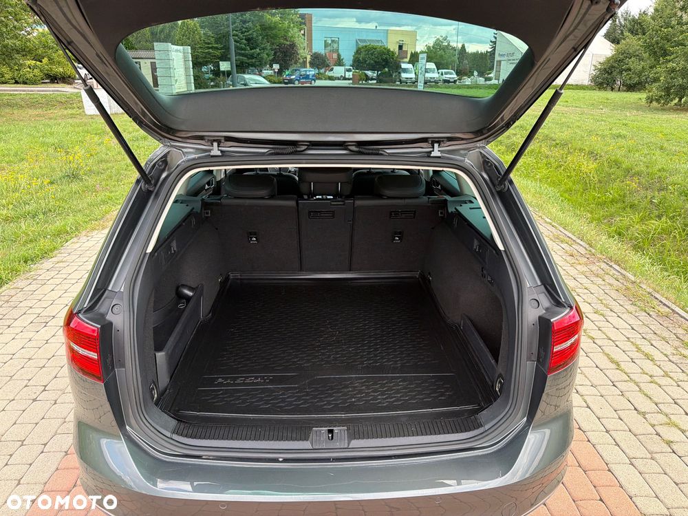 Volkswagen Passat 2.0 TDI BMT 4Mot Highline DSG - 18