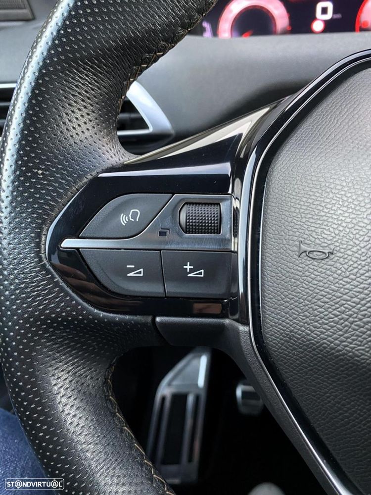 Peugeot 3008 1.5 BlueHDi GT - 18