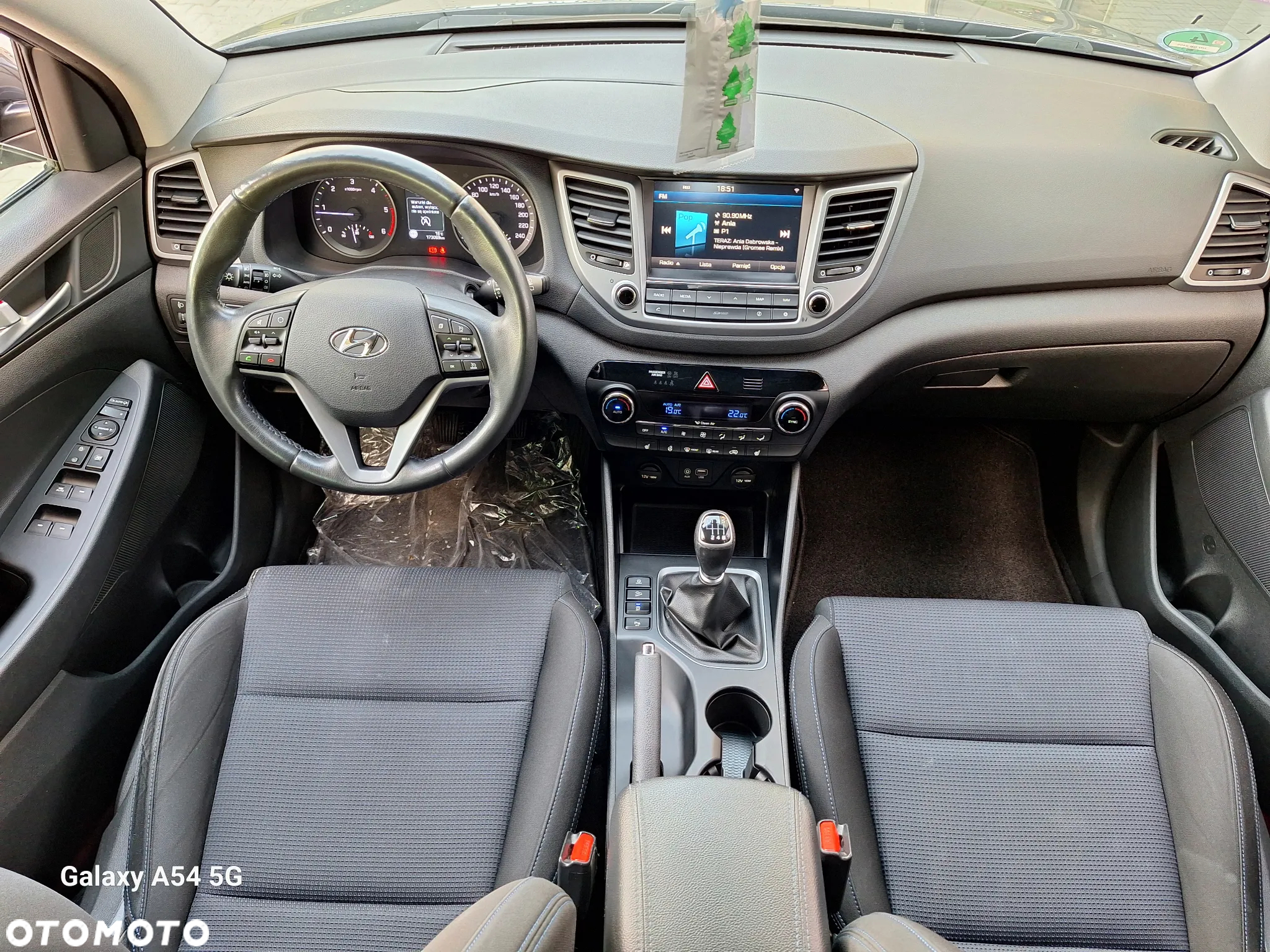Hyundai Tucson blue 1.7 CRDi 2WD Intro Edition - 34