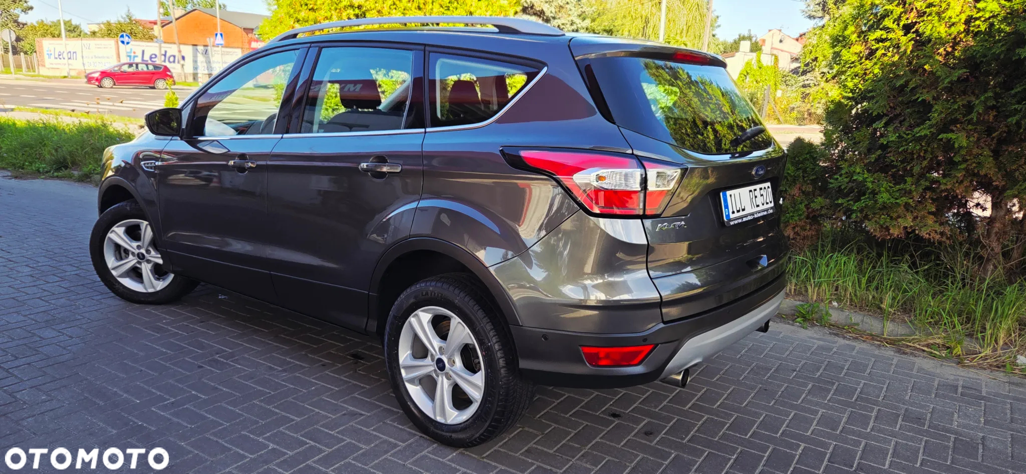 Ford Kuga 1.5 EcoBoost FWD Edition ASS MMT6 - 8