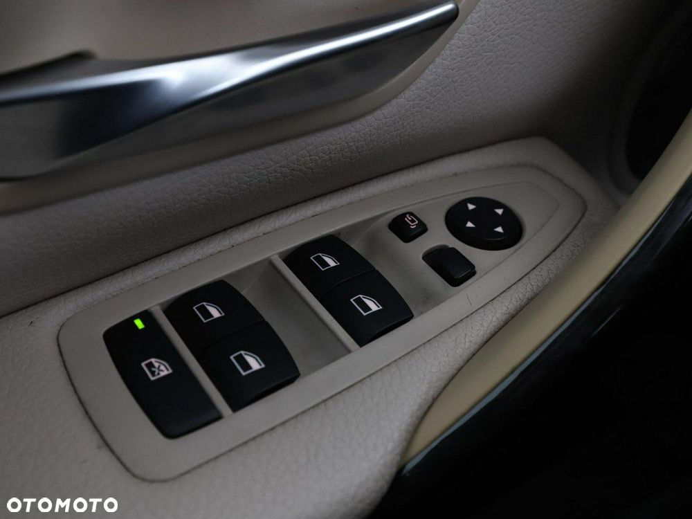 BMW Seria 4 418d Luxury Line - 37