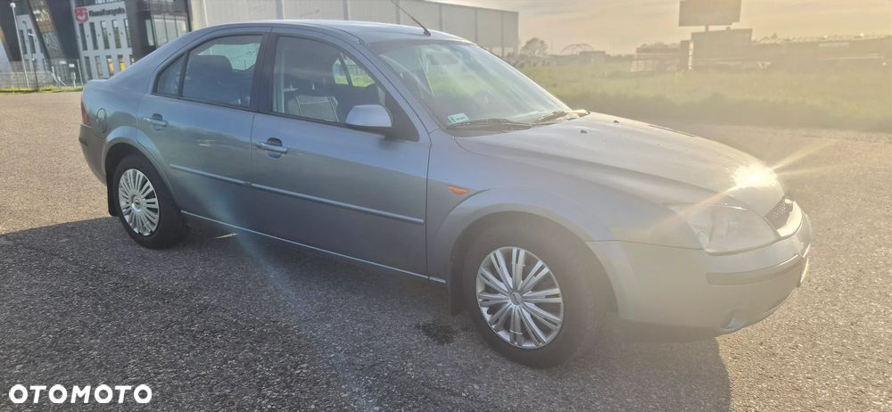 Ford Mondeo 2.0 TDDi Ghia - 2