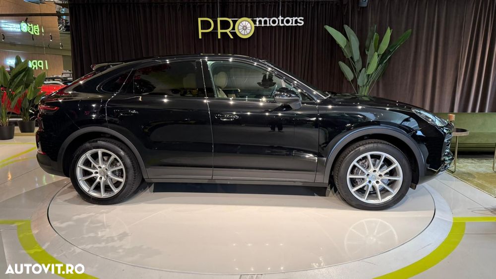 Porsche Cayenne Coupe - 3