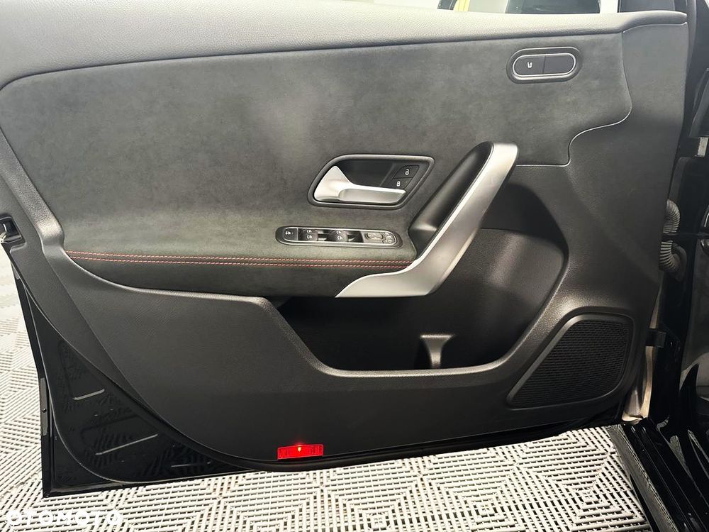 Mercedes-Benz Klasa A 200 AMG Line 7G-DCT - 11