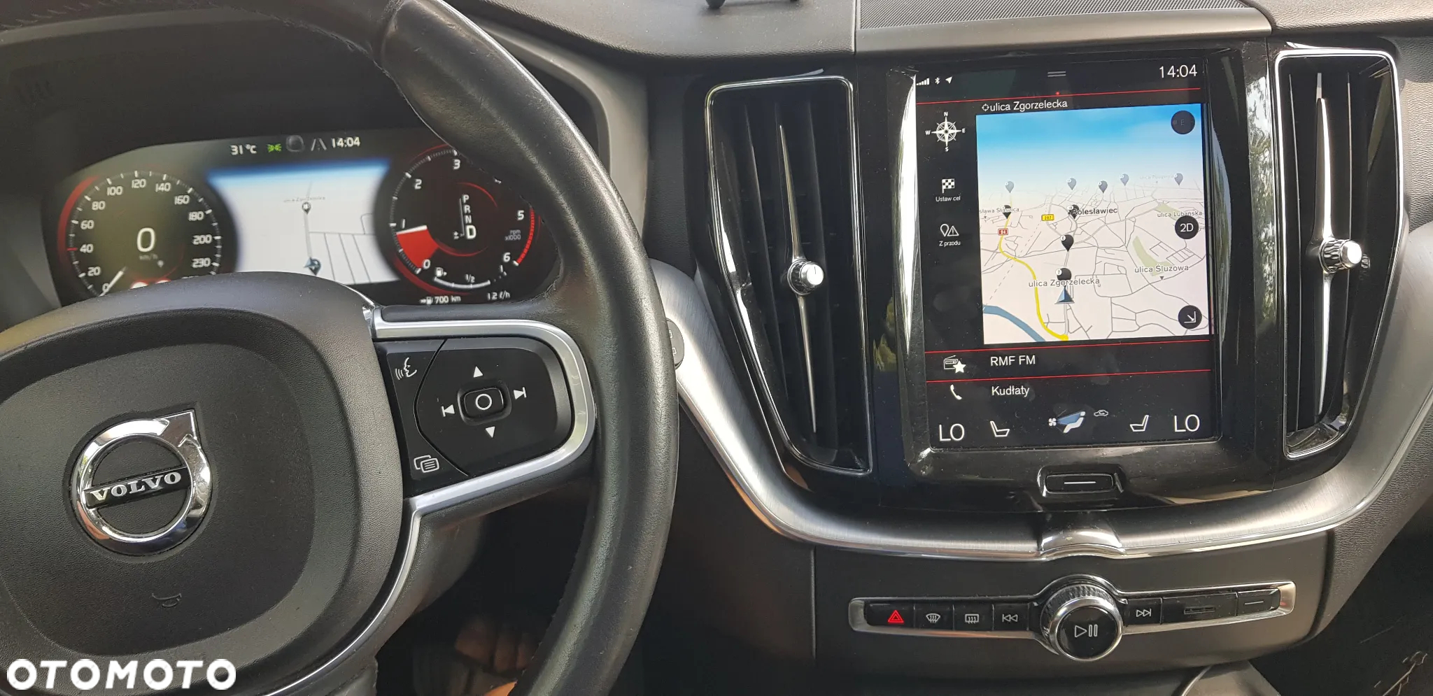 Volvo XC 60 D5 AWD Geartronic Momentum - 4