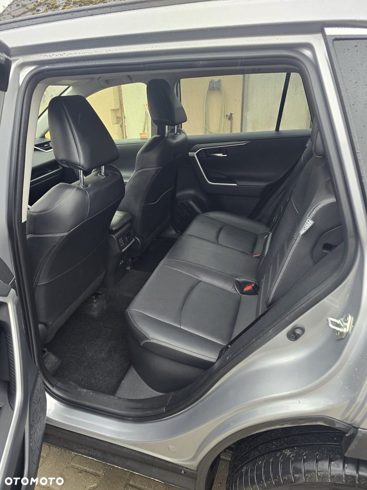 Toyota RAV4 - 12