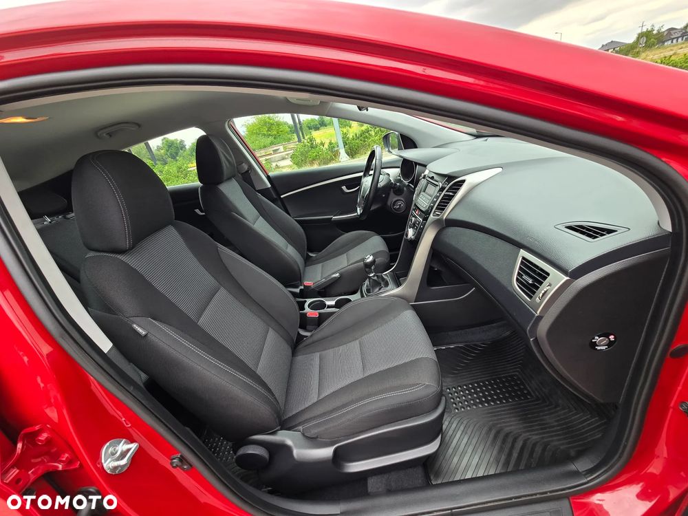 Hyundai i30 1.4 Premium - 19