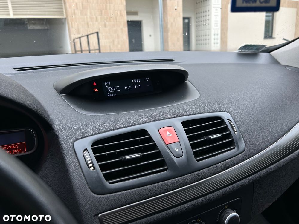 Renault Megane 1.6 16V Expression - 13