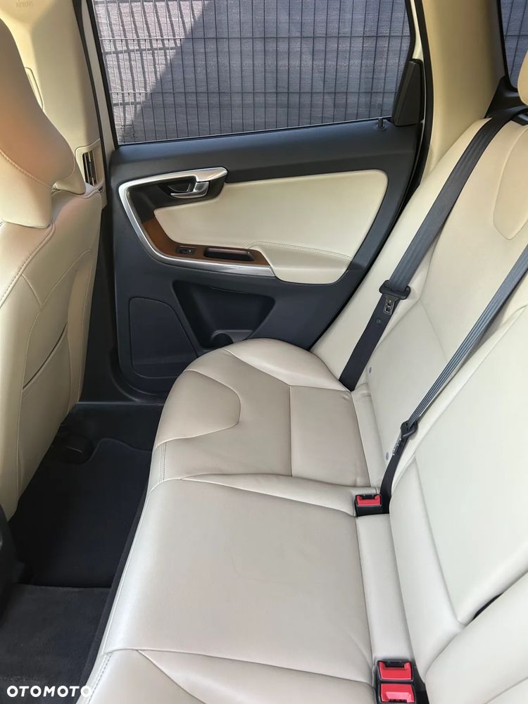 Volvo XC 60 - 20