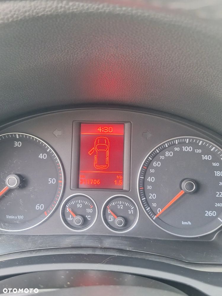 Volkswagen Golf - 14