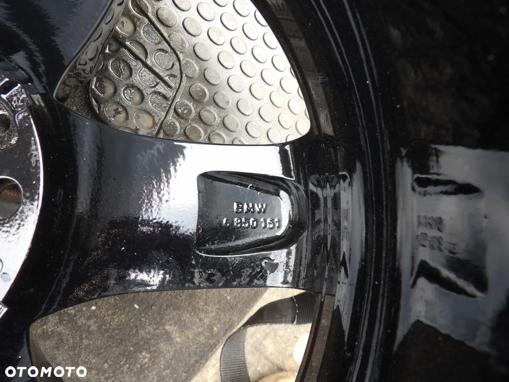 BMW - F20,F21,F22,F23 - FELGI ALUMINIOWE - 7,5Jx17 H2 IS43 - !! JAK NOWE !! - KOMPLET - 6850151 - 3