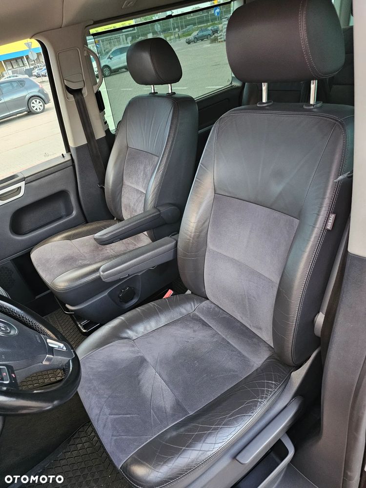 Volkswagen Multivan - 14