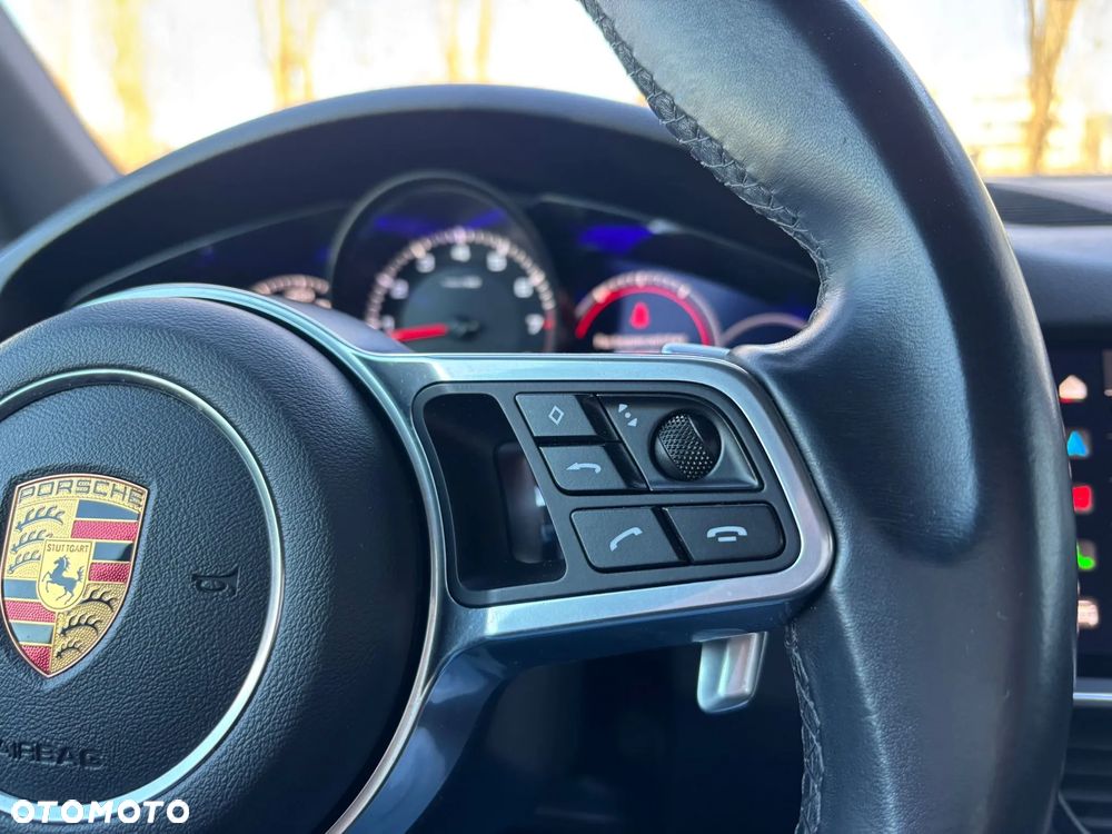 Porsche Cayenne Platinum Edition - 29