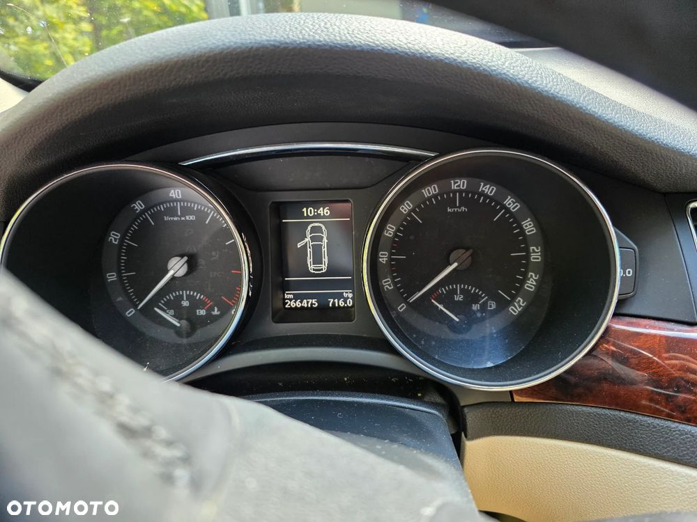 Skoda Superb 3.6 FSI 4x4 Platinum DSG - 17