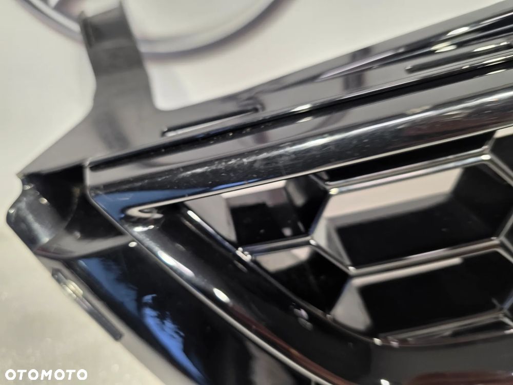 FORD MONDEO MK4 IV LIFT ST / TITANIUM ATRAPA / GRILL PRZEDNI PRZÓD , NR BS7J-8200-BCW , NR AUKCJI GL858 - 5