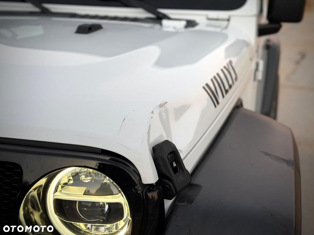 Jeep Wrangler - 31
