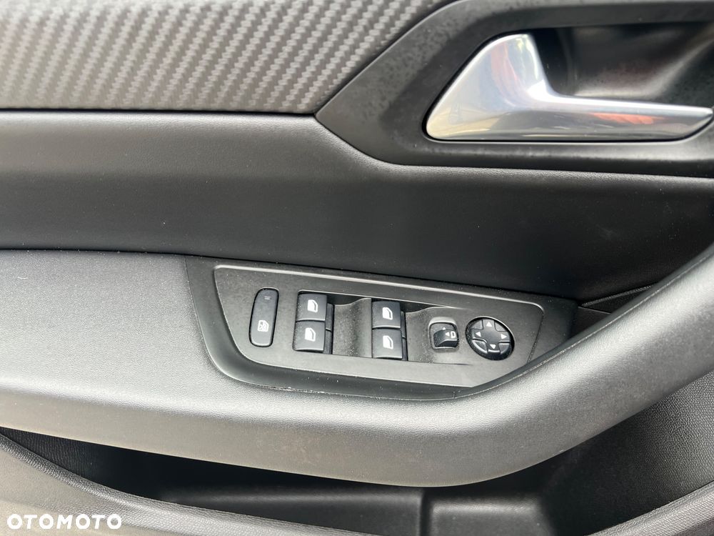 Peugeot 508 BlueHDi 130 EAT8 Allure Pack - 25