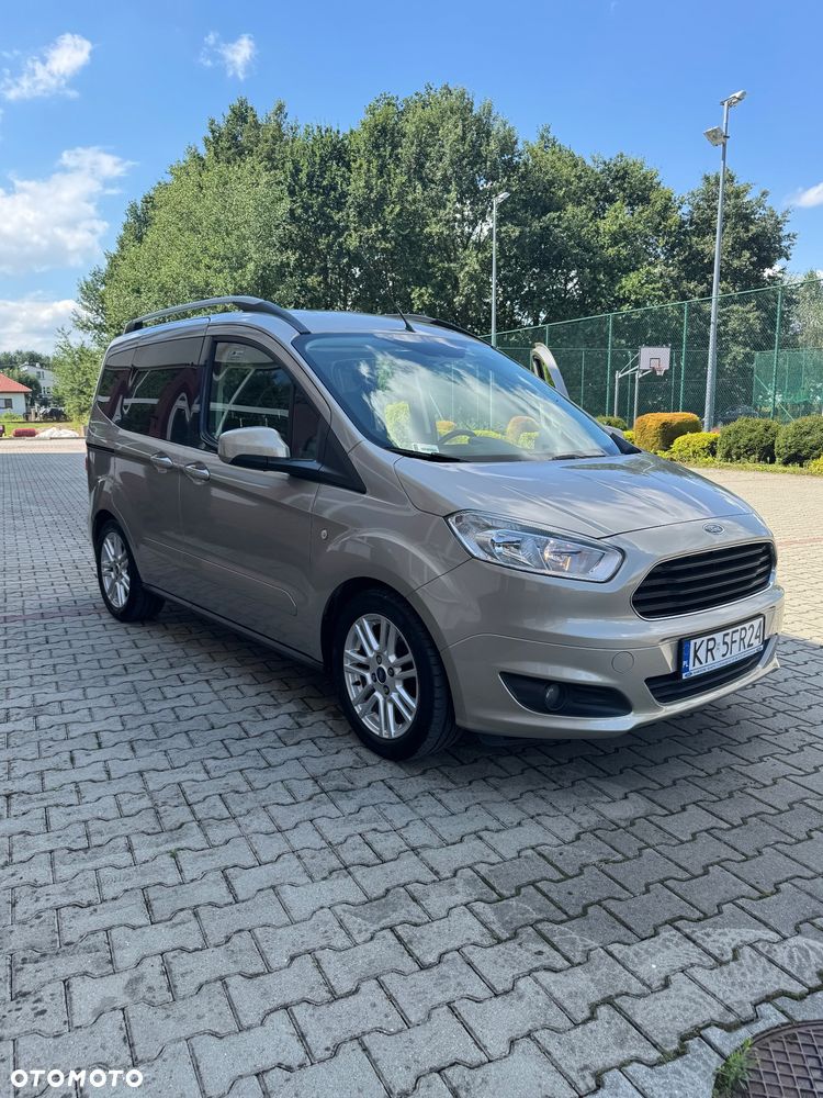Ford Tourneo Courier 1.0 EcoBoost Titanium - 2