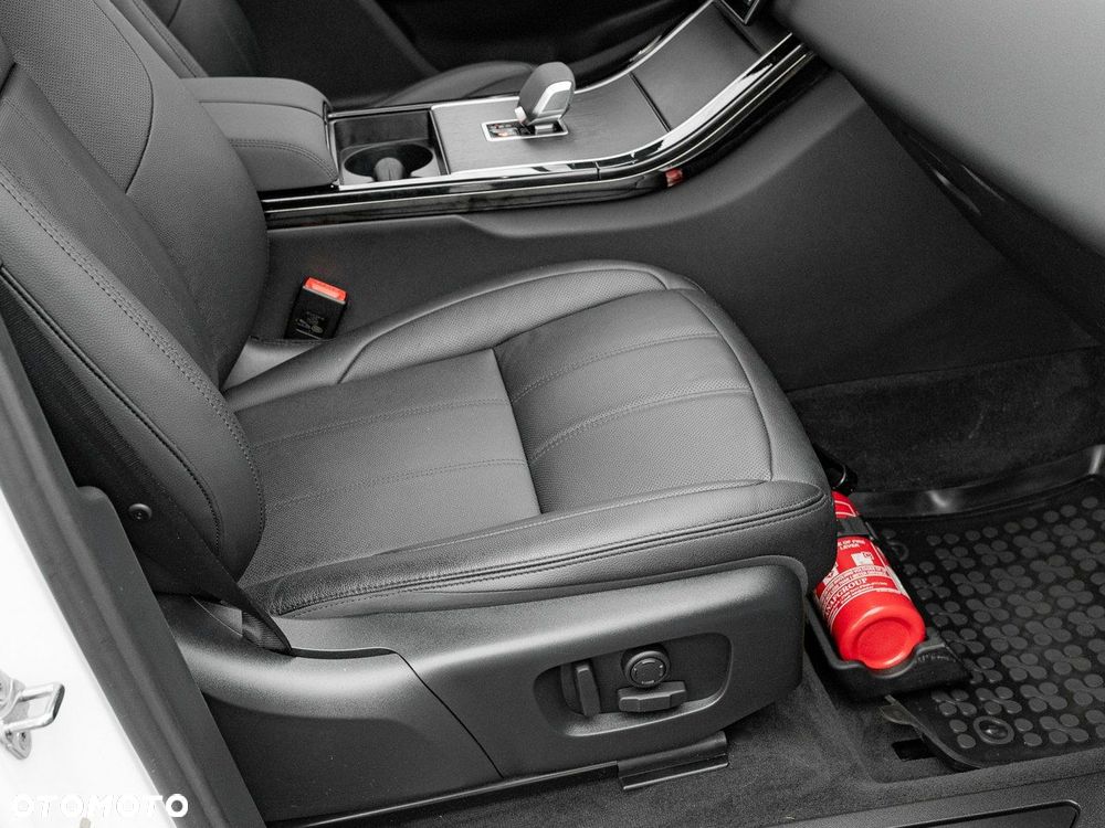 Land Rover Range Rover Evoque - 30