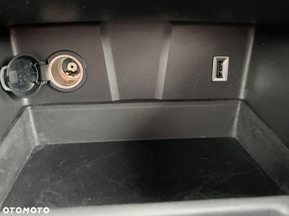 DS Automobiles DS 7 Crossback - 27